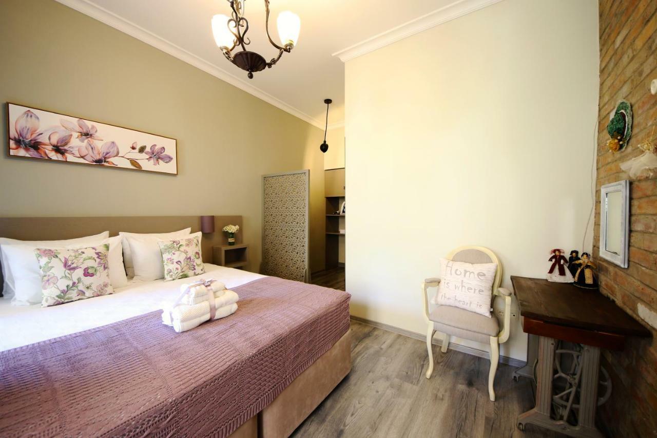 Sofia Apartment In Old Tbilisi ภายนอก รูปภาพ